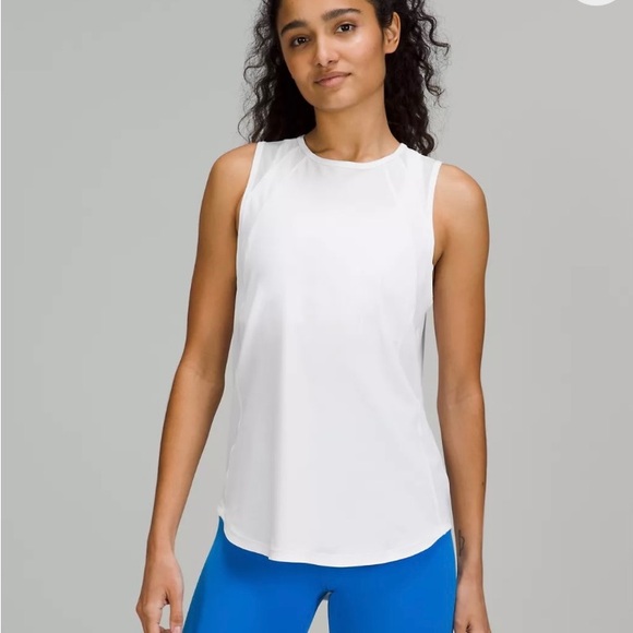 Lululemon Sculpt tank with Vent back - Picture 2 of 3